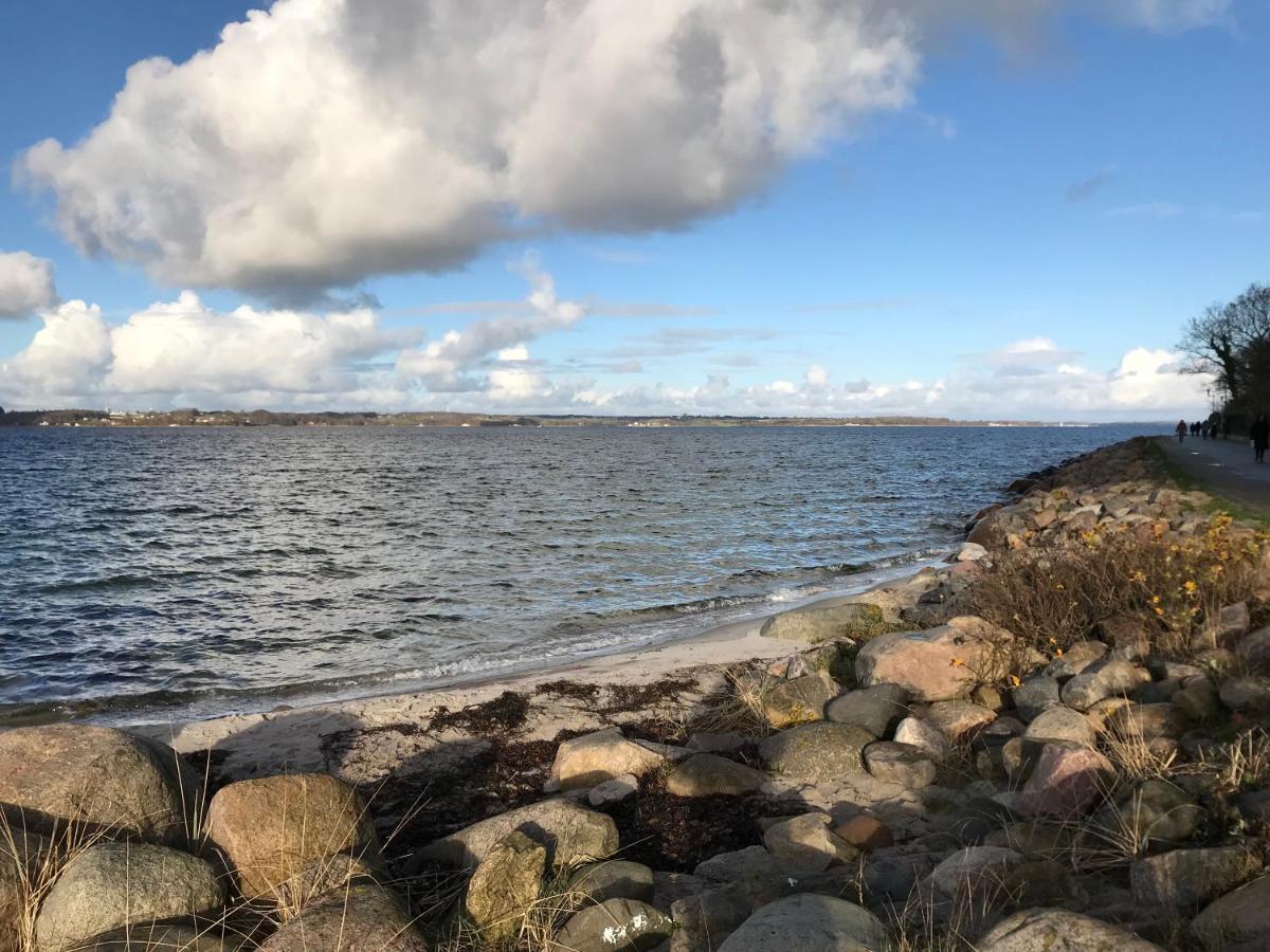 Strandblick Mit Strandkorb & Fahrraedern Glücksburg Exteriér fotografie