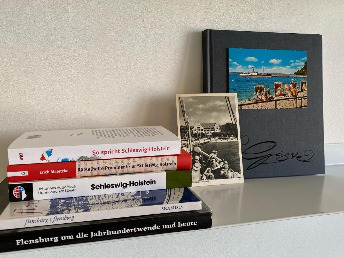 Strandblick Mit Strandkorb & Fahrraedern Glücksburg Exteriér fotografie
